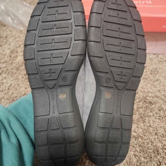 Easy Spirit Loafers Size 8.5 nwt - Picture 7 of 7